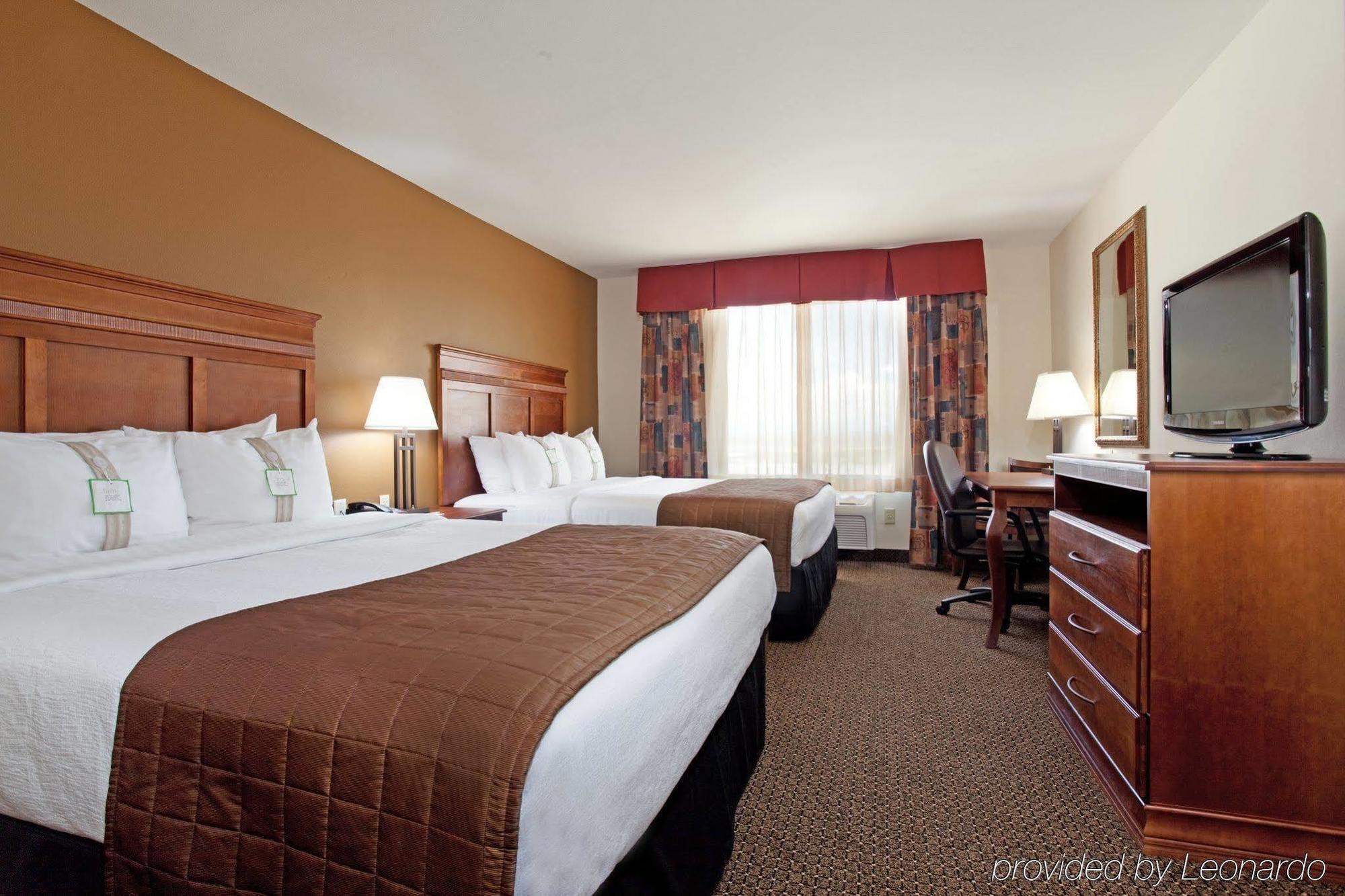 Holiday Inn Express & Suites Trinidad, An Ihg Hotel Экстерьер фото